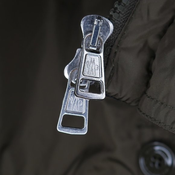Moncler Patch Logo Windbreaker - Picture 7 of 7